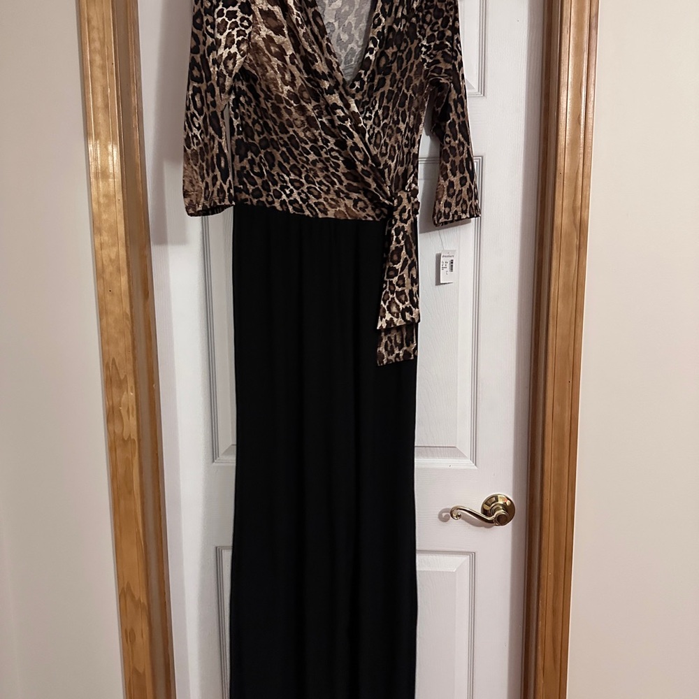 Roz & Ali Leopard and Black Long Sleeve Dress